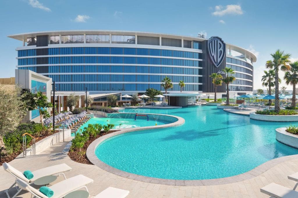 The WB Abu Dhabi, Curio Collection by Hilton