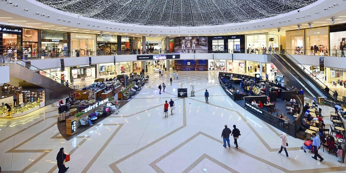 Explore the spacious shopping galleries of Dubai Marina Mall, featuring international brands and modern retail spaces.